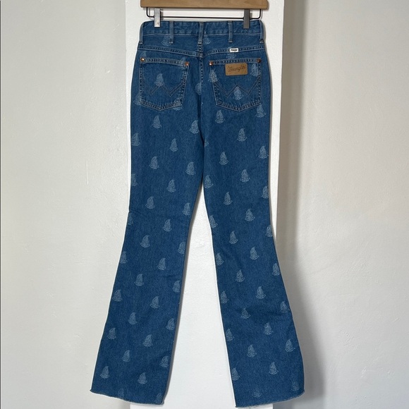 Wrangler Blue Patterned Flare Jeans - Picture 13 of 17